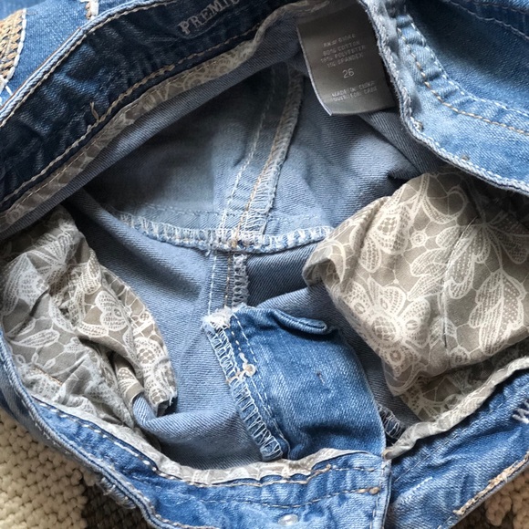 Cropped Vanity Jeans - Picture 6 of 6